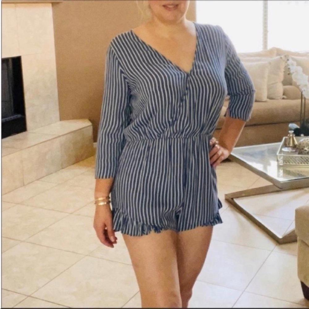 Seed Heritage Striped Ruffle V Neck Romper Womens Size 12